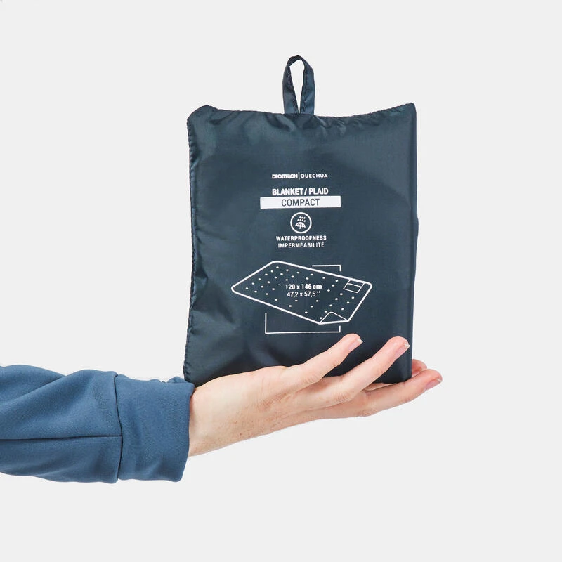 Quechua Plaid Tapis Compact De Randonnée Pour Pause Et Pique-nique - 146 X 120 Cm 2 Quechua Plaid Tapis Compact De Randonnée Pour Pause Et Pique-nique - 146 X 120 Cm – Image 2