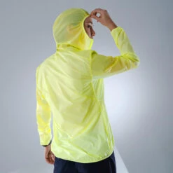 Quechua Veste Coupe Vent Ultra Légère De Randonnée Rapide Femme FH 500 Hélium Wind Jaune 9 Quechua Veste Coupe Vent Ultra Légère De Randonnée Rapide Femme FH 500 Hélium Wind Jaune -Nabaiji veste coupe vent ultra legere de randonnee rapide femme fh 500 helium wind jaune 4