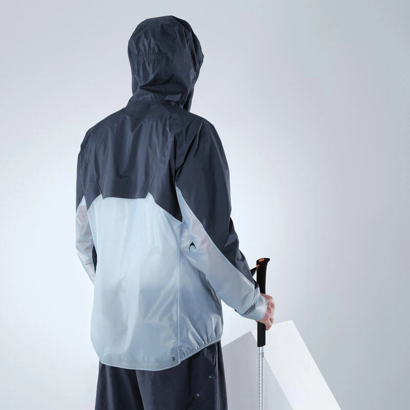 Quechua Veste Ultra Légère De Randonnée Rapide FH 900 Homme Bleu Grise. 4 Quechua Veste Ultra Légère De Randonnée Rapide FH 900 Homme Bleu Grise. – Image 4